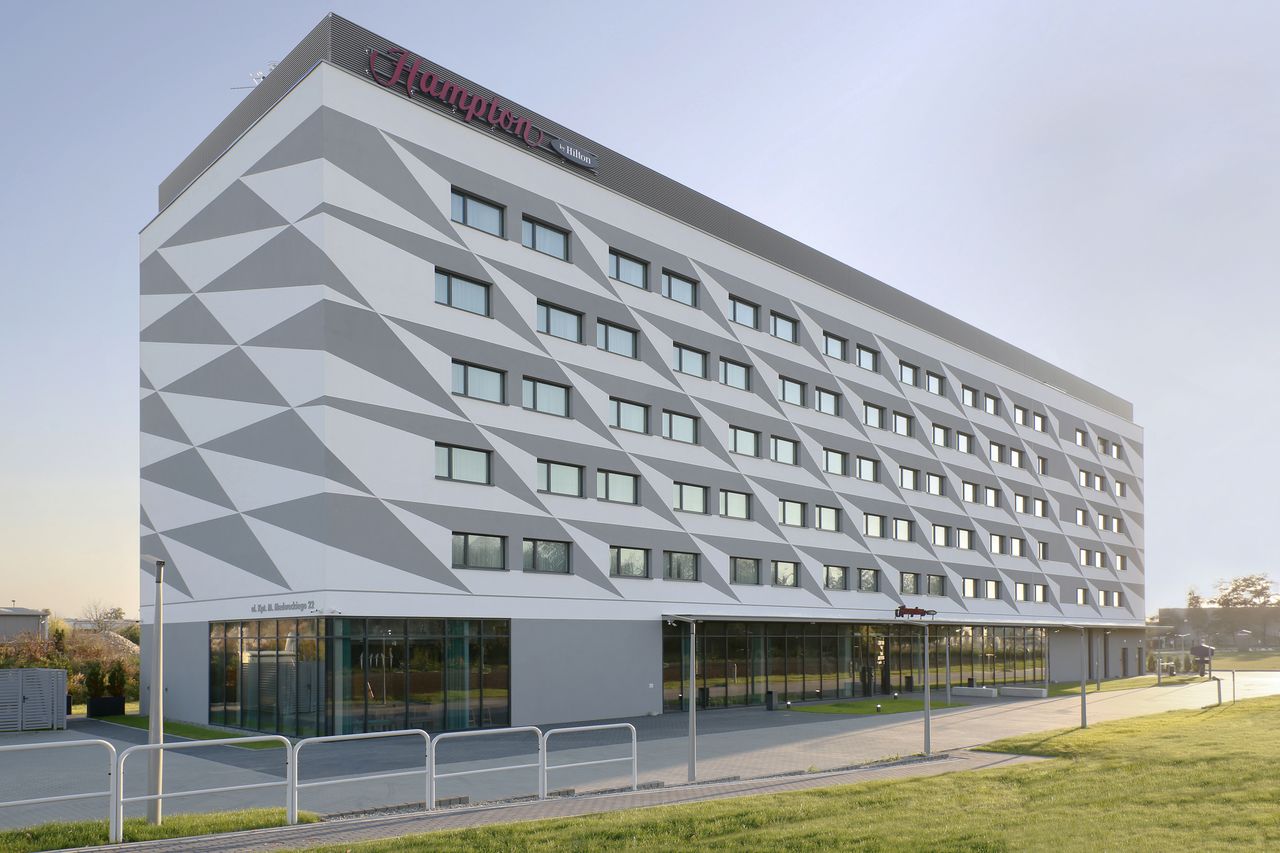 Hampton by Hilton Kraków Airport - projekt pracowni Iliard