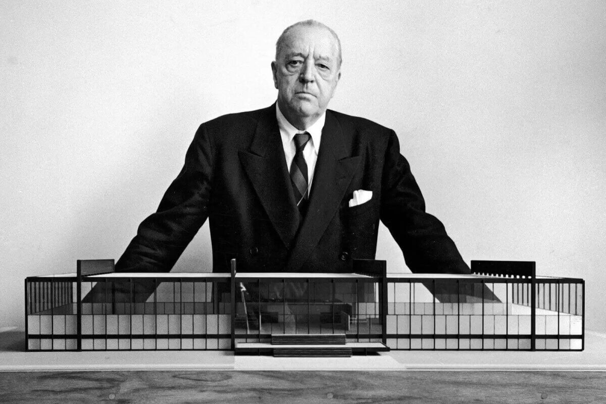 Ludwig Mies van der Rohe - Fotel Barcelona