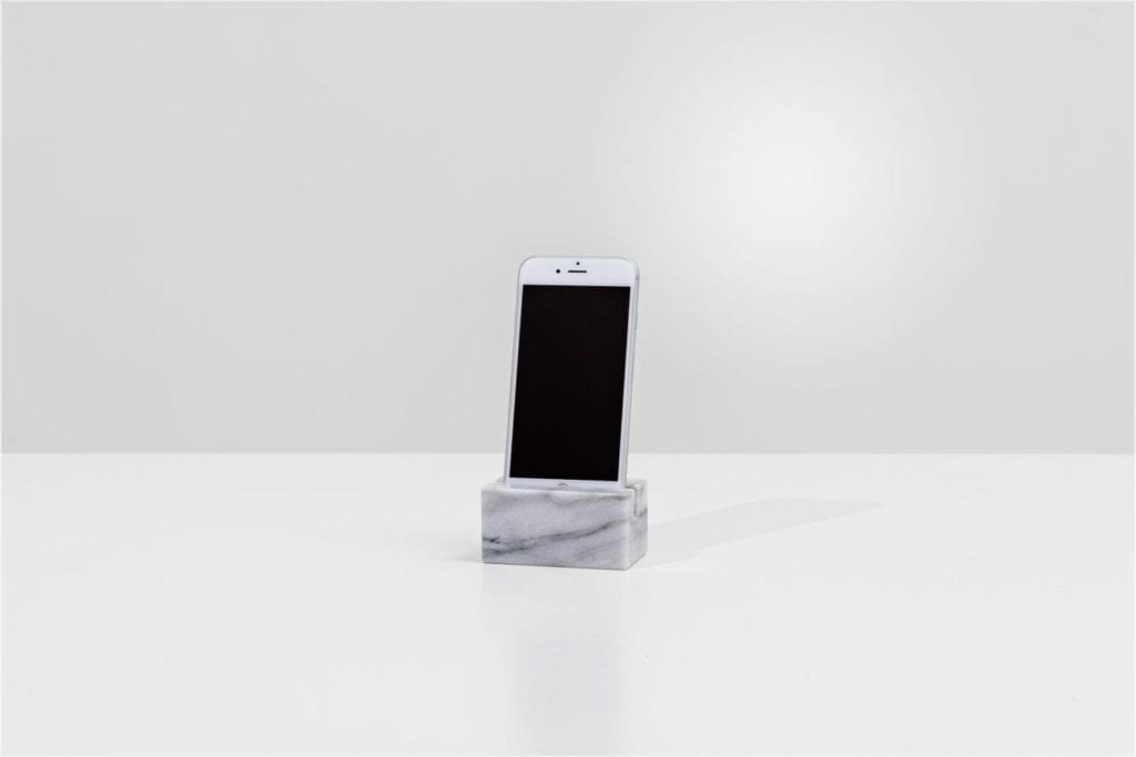 Living iPhone holder kolekcja Living od BoConcept