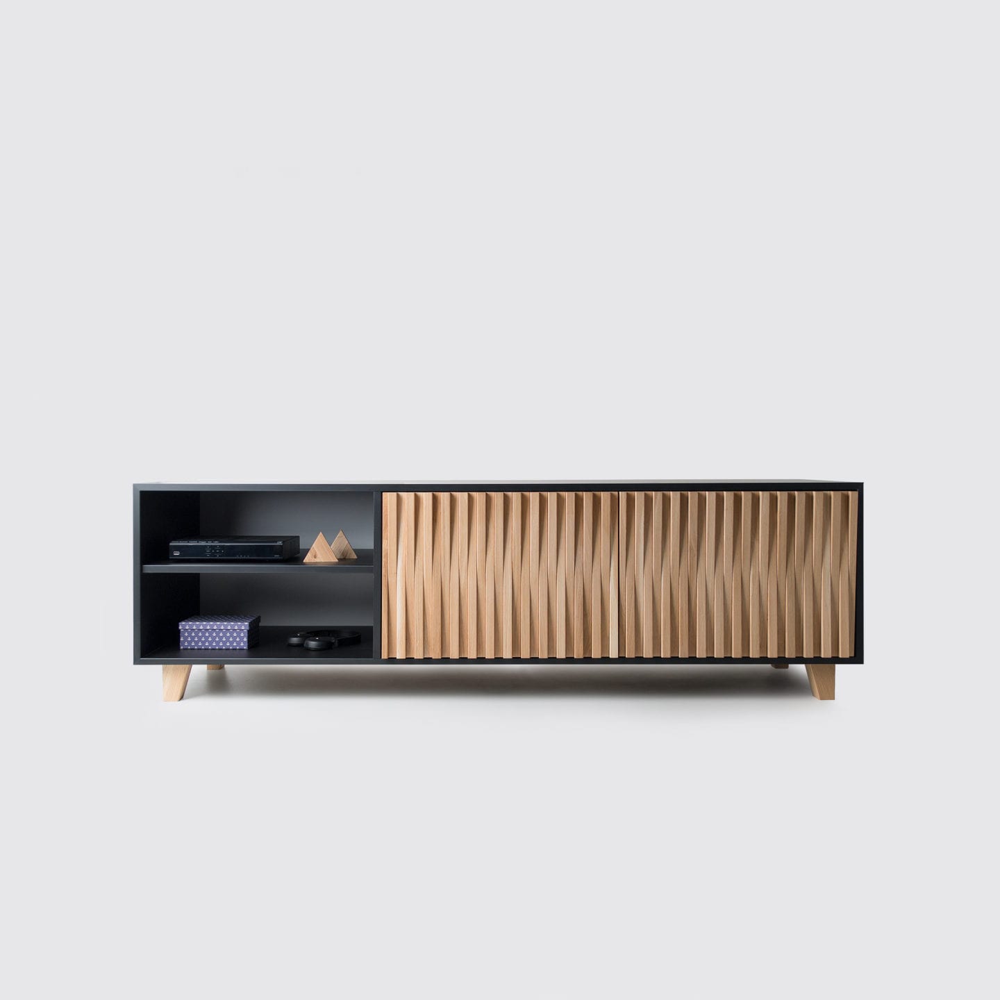 MCASES – niebanalne meble w duchu lat 50-tych.