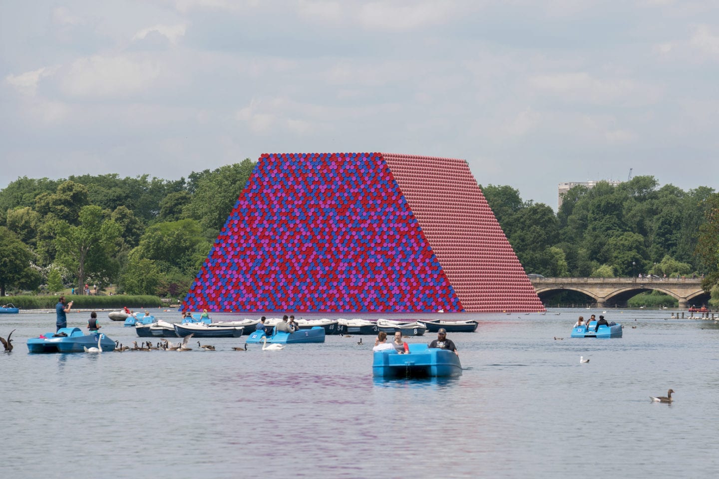 Londyńska rzeźba – mastaba