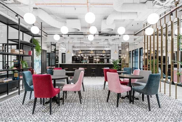 Biuro Solutions Rent Coworking projektu The Design Group