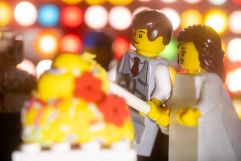 Chris Wallace i sesja ślubna pary klocków Lego