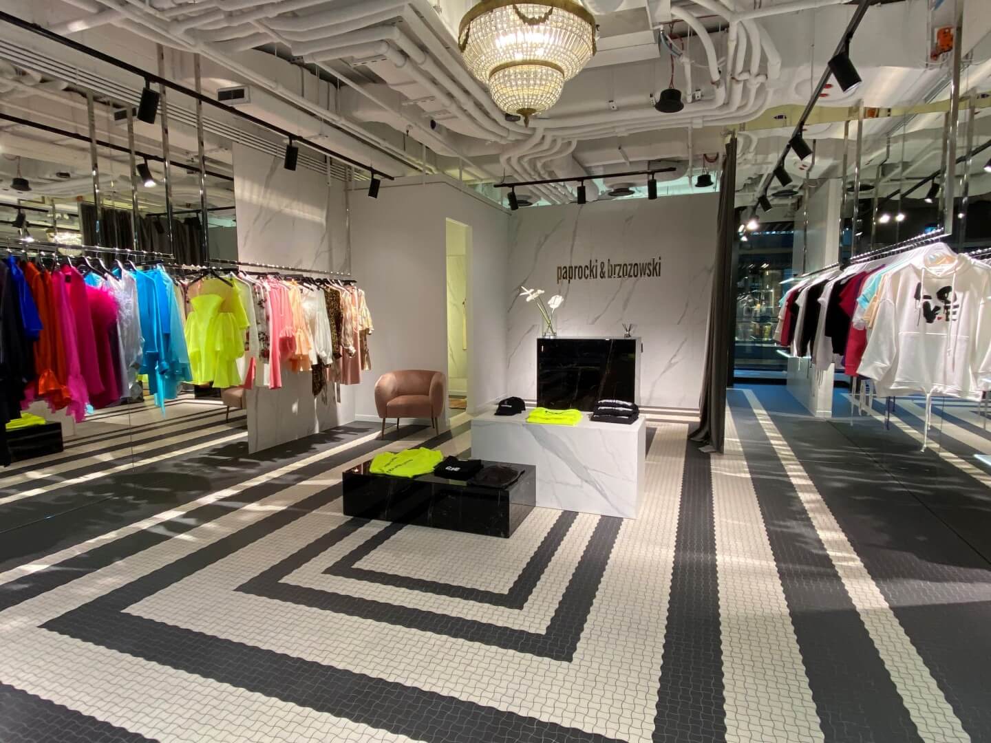 Butik duetu paprocki&brzozowski w Elektrowni Powiśle