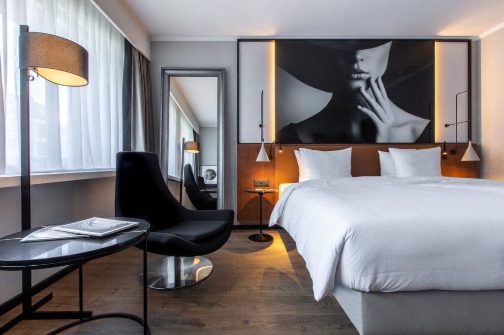 Hotel Radisson Blu Bazylea projektu Iliard Architecture & Interior Design - foto Radisson Hotel Group