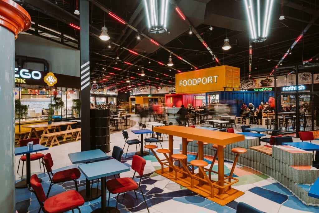 Foodport w CH Galaxy Szczecin – portowa przystań projektu MIXD - foto Studio Pion