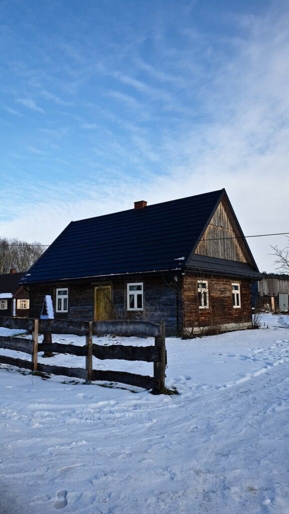 Podlasie pod Warszawą? Chata Latoś – tu życie toczy się wolniej - foto PLN Design