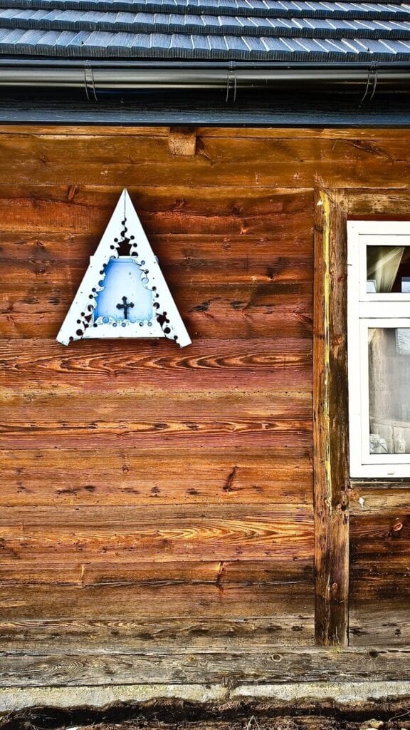 Podlasie pod Warszawą? Chata Latoś – tu życie toczy się wolniej - foto PLN Design