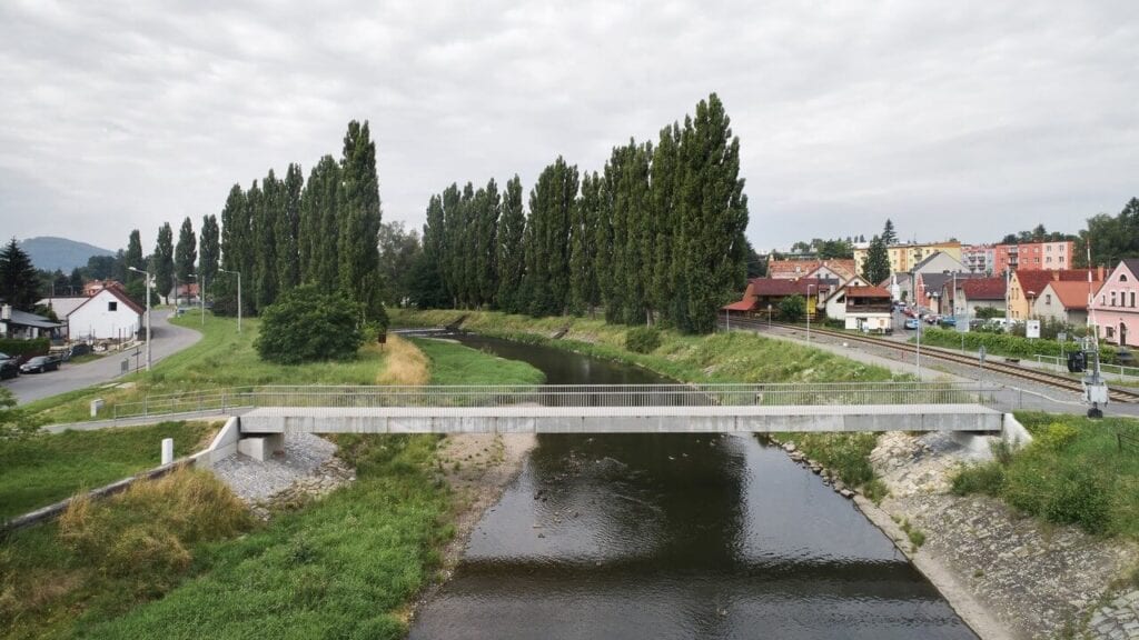 Betonowy most w Příborze - projekt pracowników Instytutu Kloknera z Politechniki Praskiej - foto BoysPlayNice