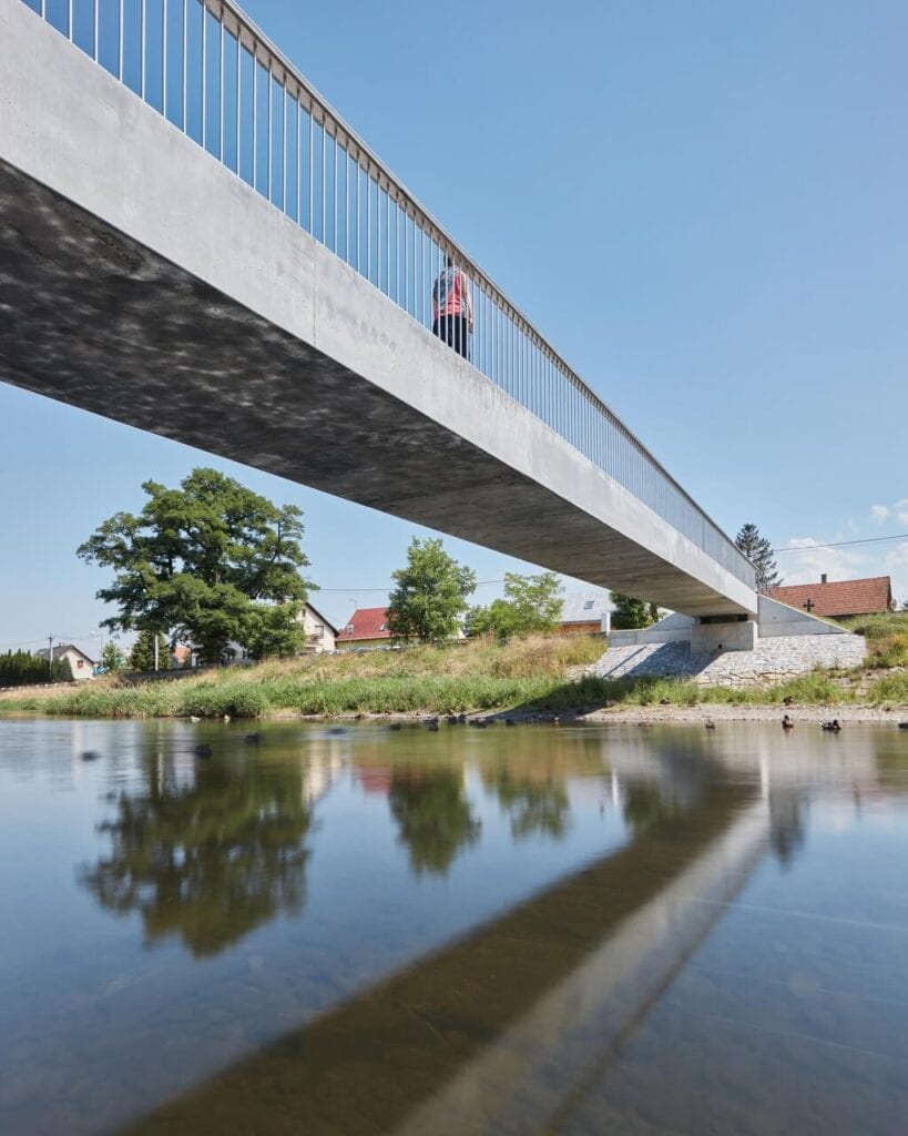 Betonowy most w Příborze - projekt pracowników Instytutu Kloknera z Politechniki Praskiej - foto BoysPlayNice