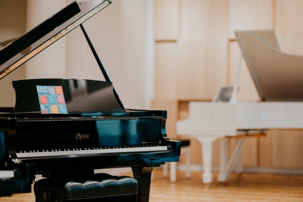 Riff Pianosalon - warszawski dom fortepianów Steinway & Sons - foto Izabella Kędzierska