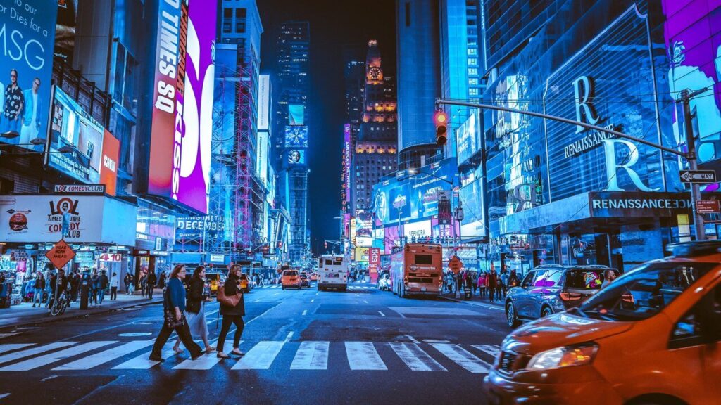 Times Square w Nowym Jorku - foto Andreas Kruck - Unshplash