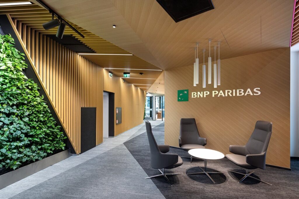 Biuro BNP Paribas - projekt pracowni Massive Design - foto Szymon Polański