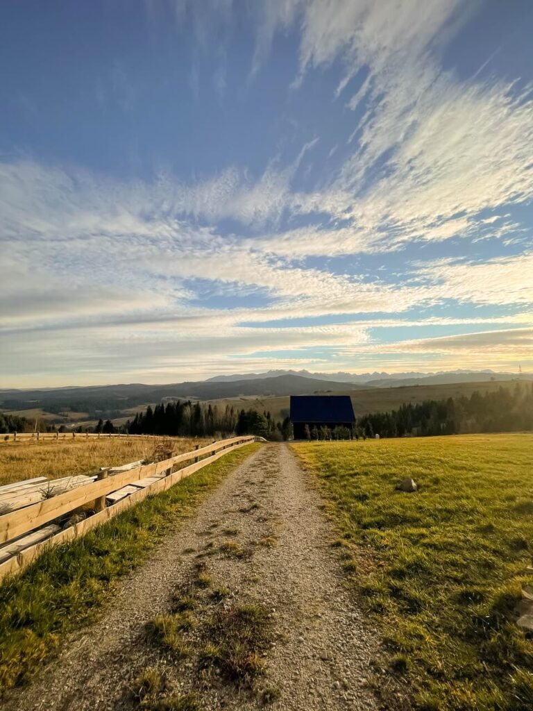 „Okno na Tatry” – chata z widokiem na relaks i pracę