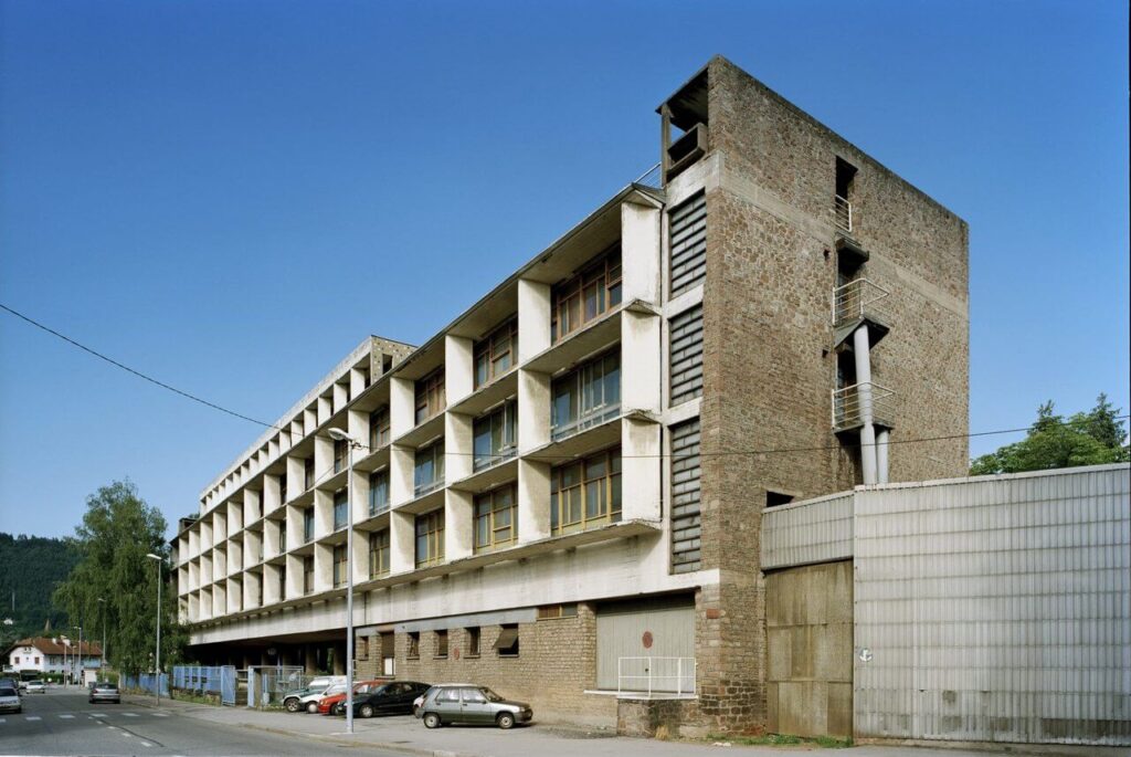 Le Corbusier - Usine Claude et Duval Factory - foto Olivier Martin-Gambier