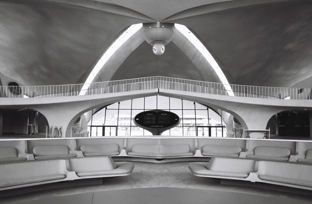 TWA flight center - projekt Eero Saarinen