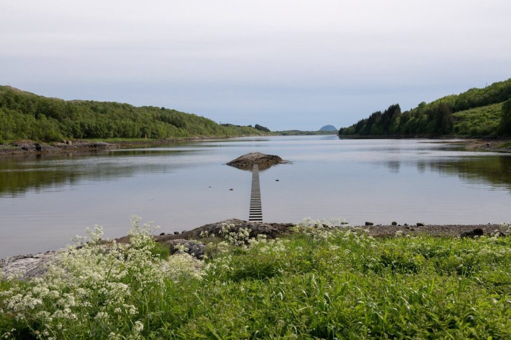 Traelvikosen Scenic Route projektu Snøhetta