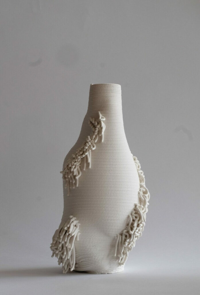 Post Digital Vase n. 14 - ceramika drukowana w 3D - projekt Coudre Studio