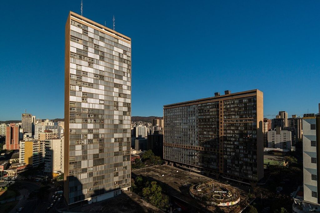 Oscar Niemeyer - JK Building