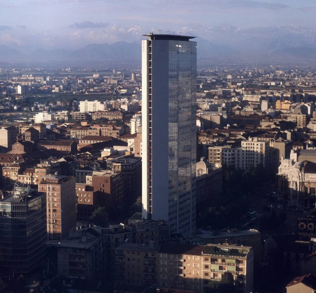 Gio Ponti - Pirelli Tower, foto Slim Aarons