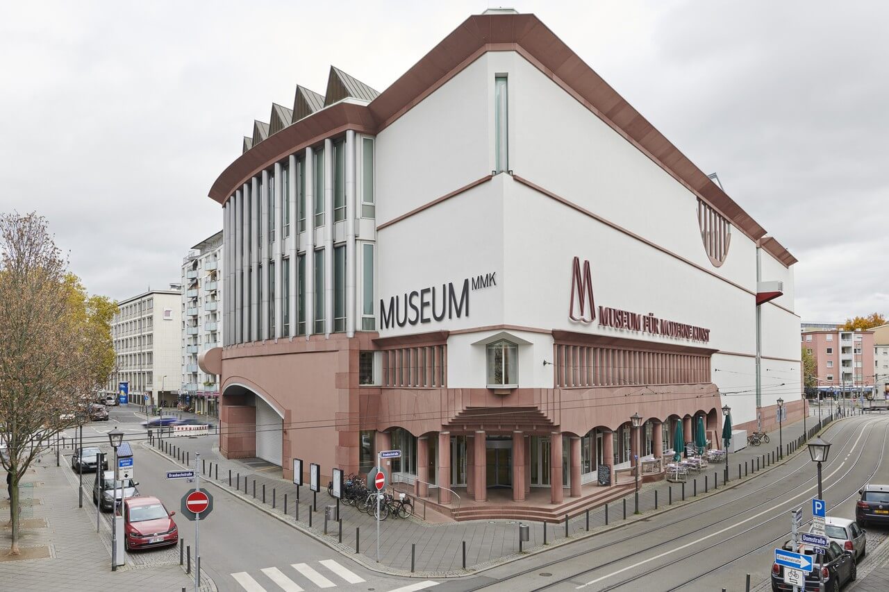 Muzeum Sztuki Nowoczesnej we Frankfurcie - Museum für Moderne Kunst - projekt Hans Hollein