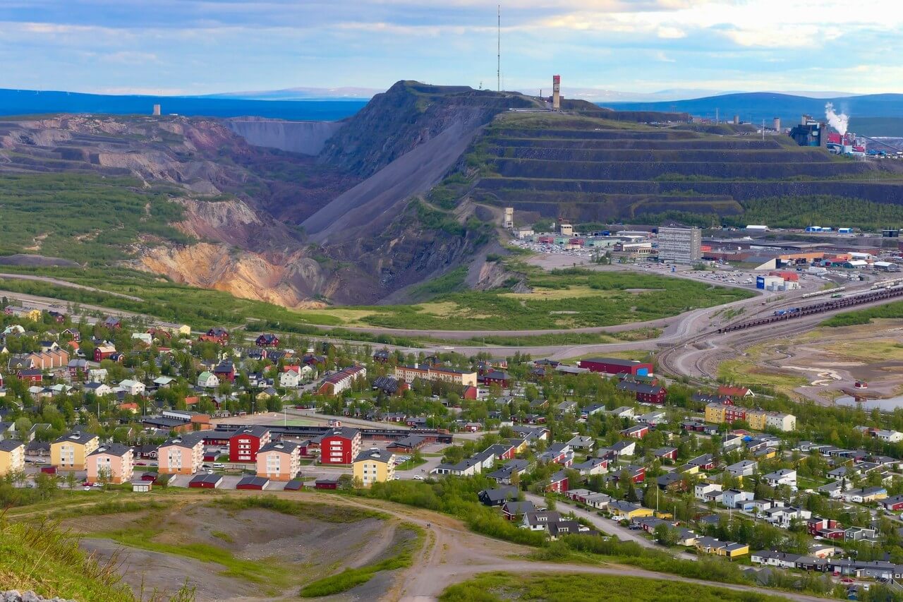 Widok na miasto Kiruna w Szwecji