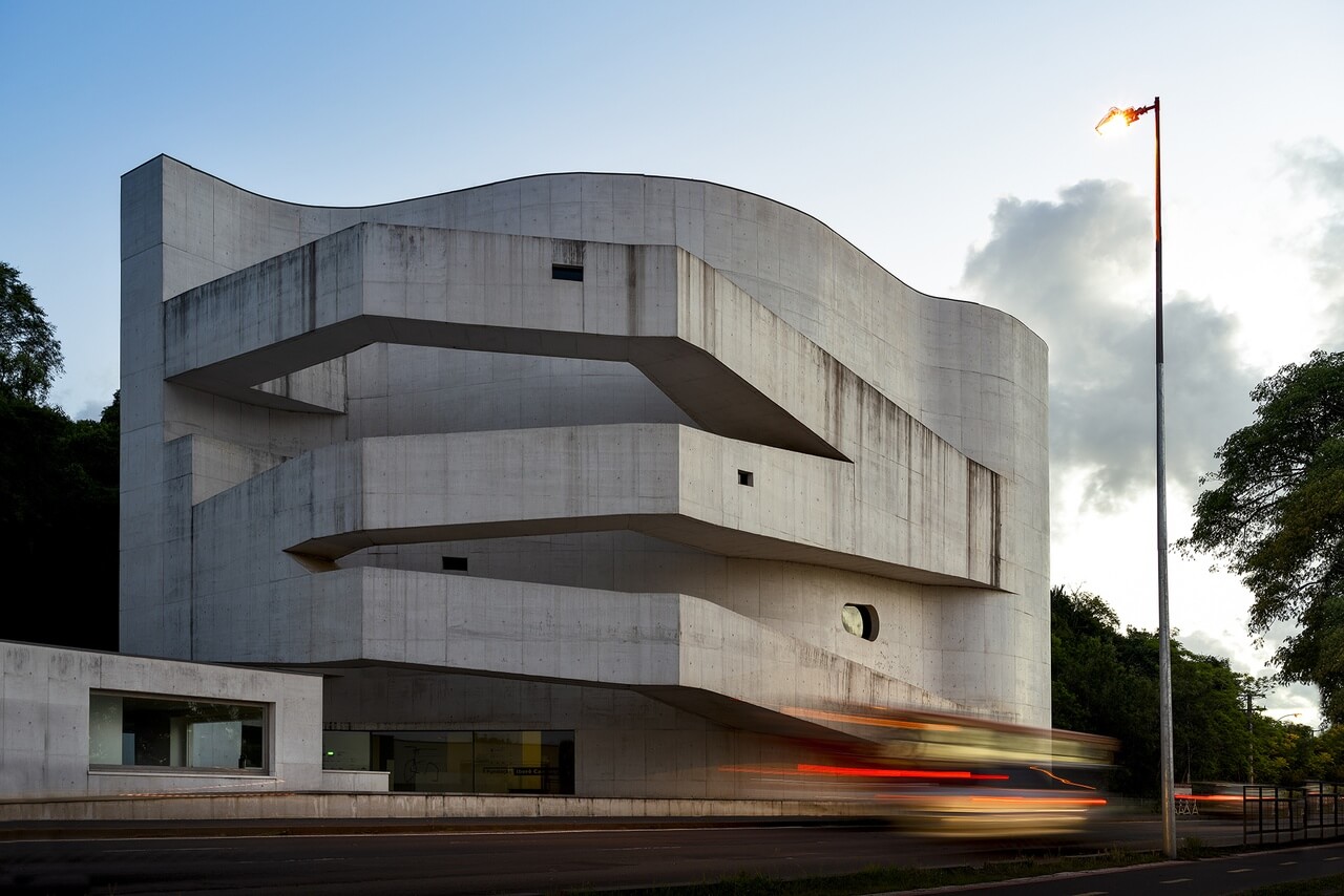 Alvaro Siza - Siedziba Fundacji Iberê Camargo - Iberê Camargo Foundation - foto Ronaldo Azambuja