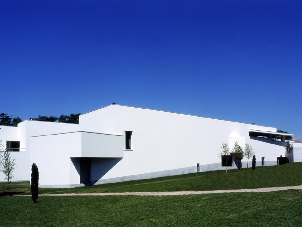 Alvaro Siza - Muzeum Sztuki Współczesnej Serralves - Serralves Museum