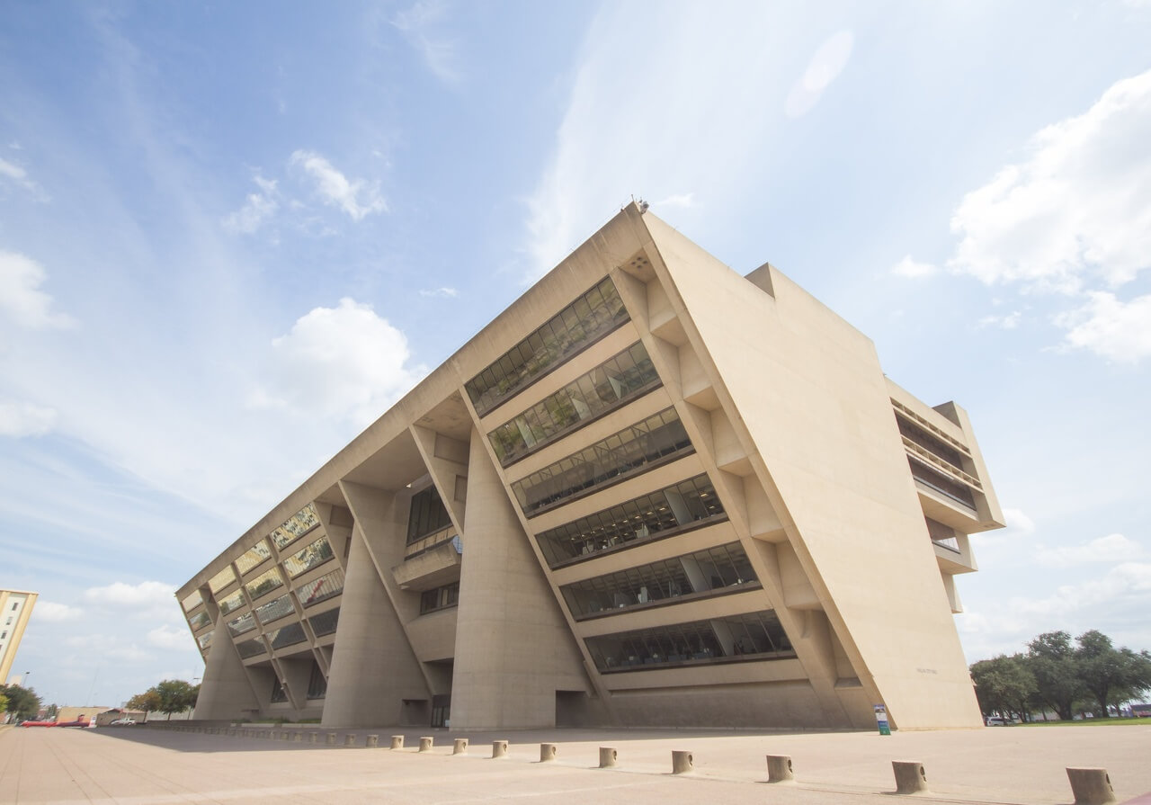 Ieoh Ming Pei - Ratusz w Dallas - Dallas City Hall