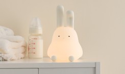 Lampka marki MUID, czyli królik, który bawi i służy pomocą
