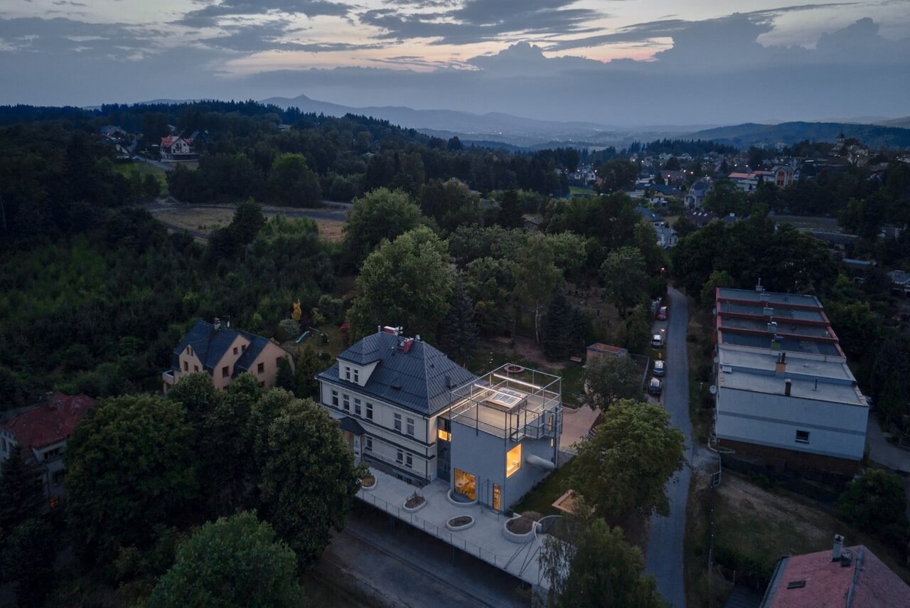 Przedszkole Montessori w Jabloncu nad Nysą – tu nie ma miejsca na nudę - projekt Mjölk architekti - foto BoysPlayNice