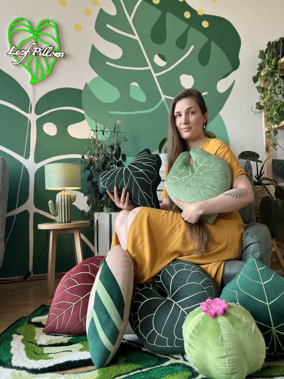 TARGI DOBRY DESIGN LATO KOBIET - Leaf Pillows