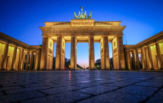 Brama Brandenburska – wyjątkowy zabytek w Berlinie