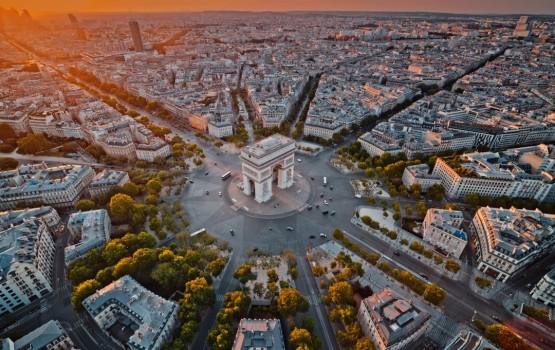Plac Charles’a de Gaulle’a w Paryżu – historia miejsca