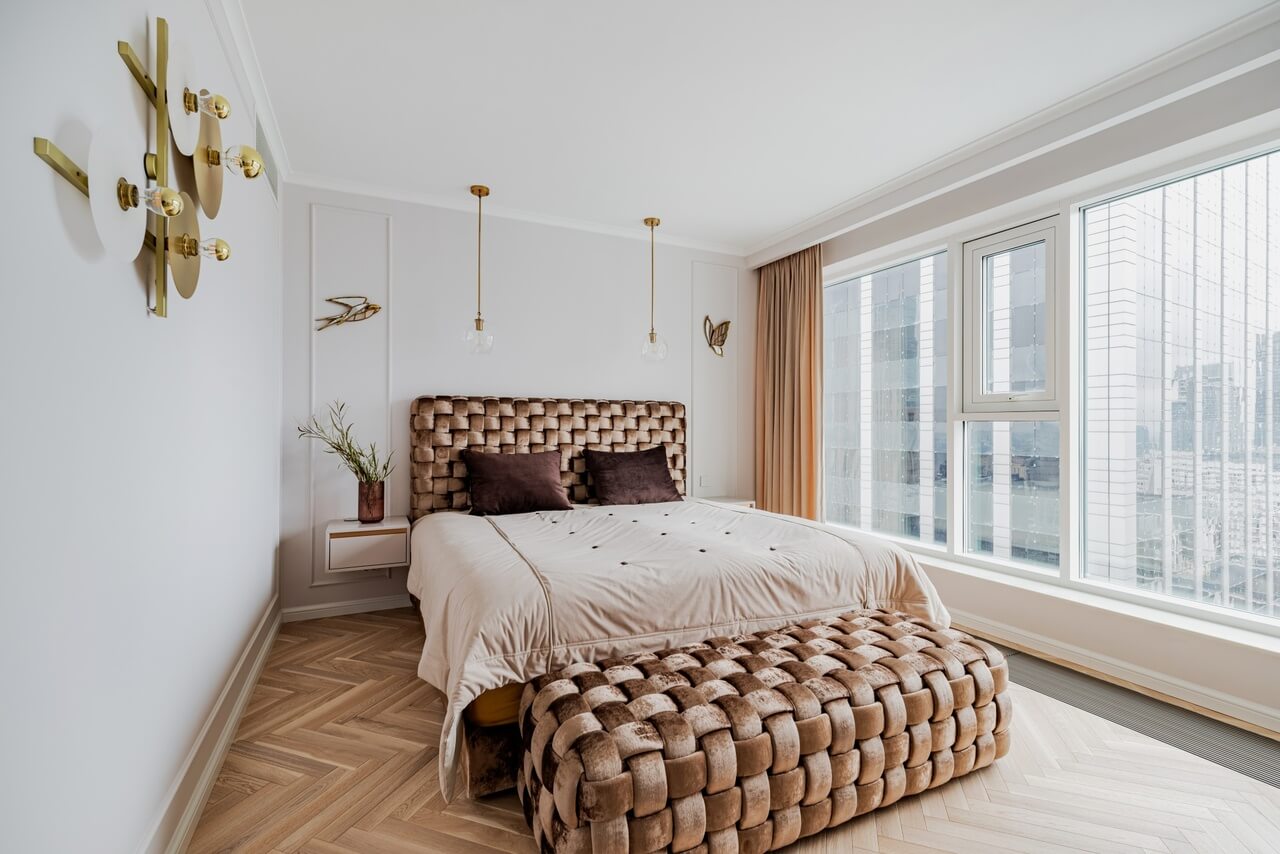 150-metrowy elegancki apartament z Warszawą w tle - projekt Deer Design - foto Zagórny Studio