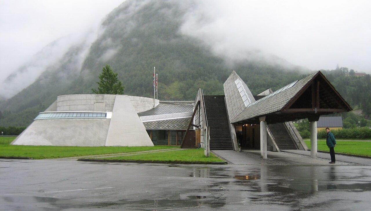 Sverre Fehn - Norweskie Muzeum Lodowców