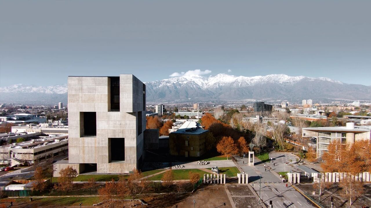 Alejandro Aravena - Anacleto Angelini UC Innovation Center - foto Cristobal Palma