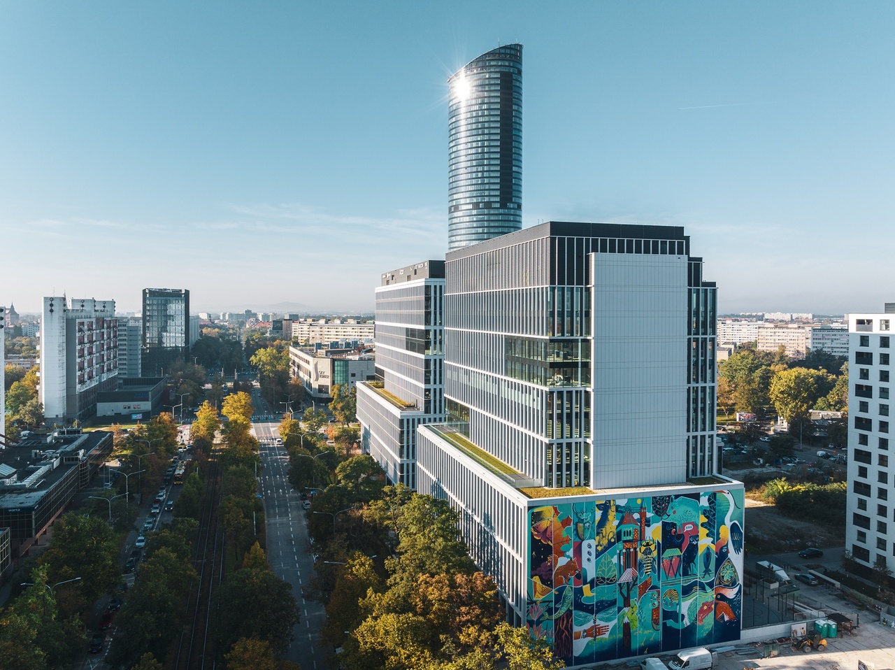 Gigantyczny mural w centrum Wrocławia, który oczyszcza powietrze - projekt Zuzanna Wollny