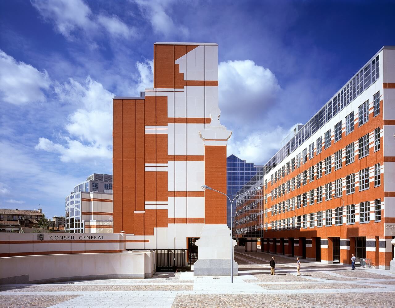 Denise Scott Brown – Provincial Capital Building, Toulouse - foto Matt Wargo