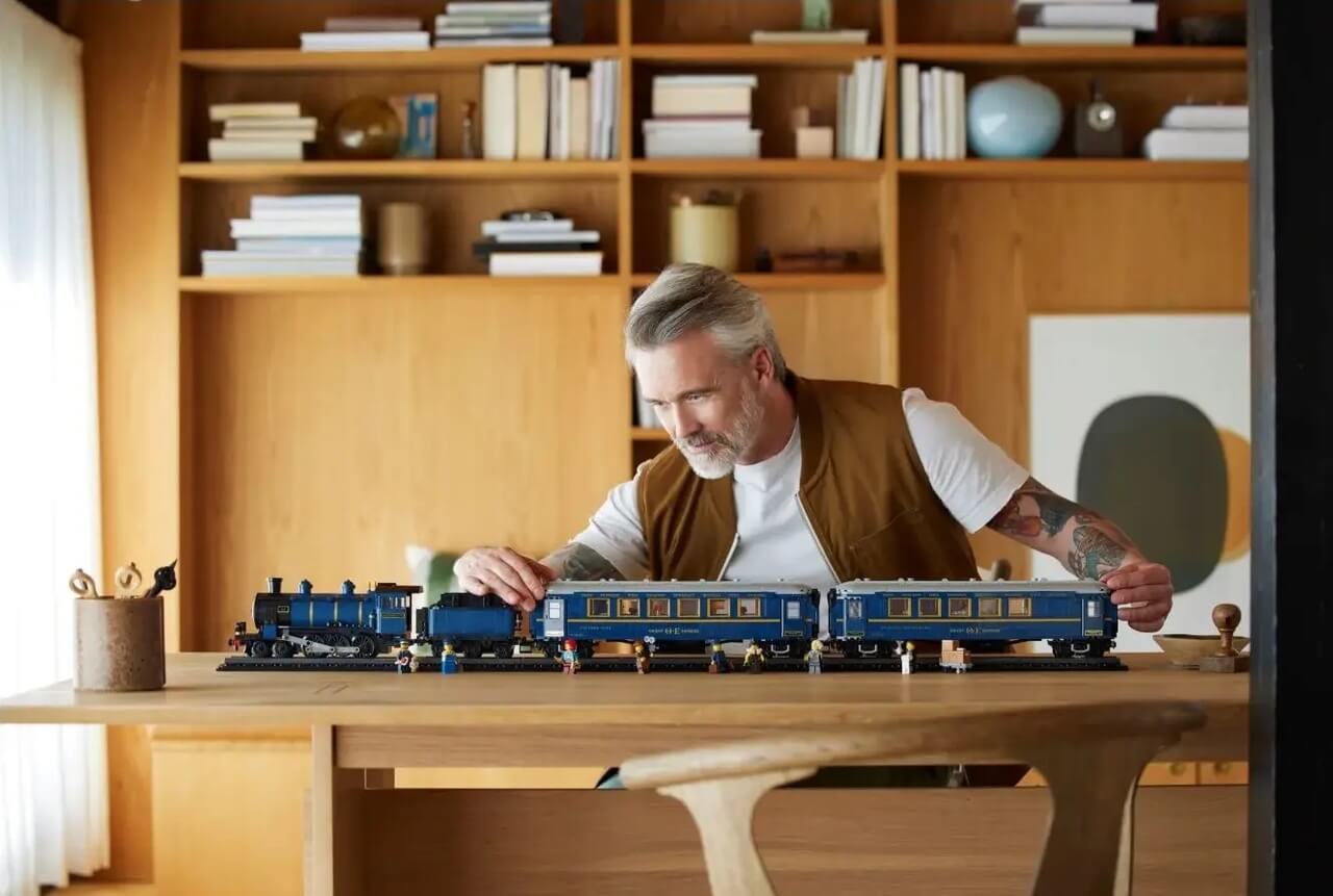 Odkryj sekret Orient Expressu! LEGO ożywia legendarny pociąg!