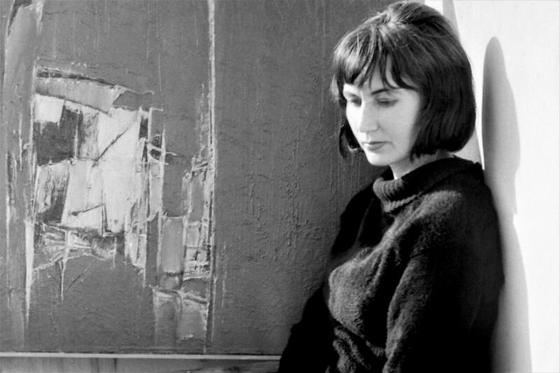 Maria Michałowska w pracowni, lata 60. / 70. XX w. - foto Zdzisław Jurkiewicz, archiwum rodzinne