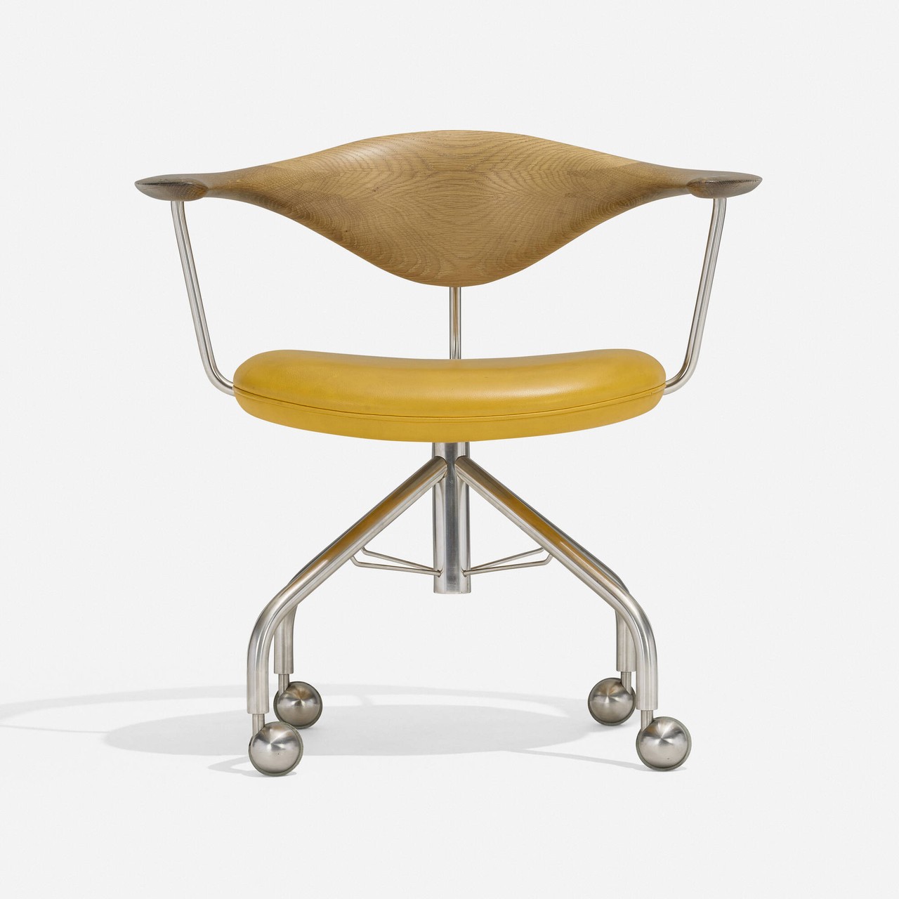 Hans J. Wegner – Swivel Chair