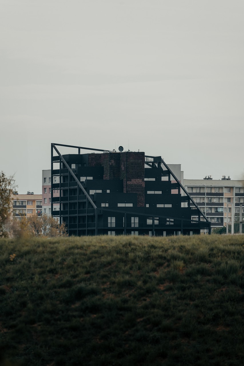 Nowoczesna architektura w industrialnym stylu.