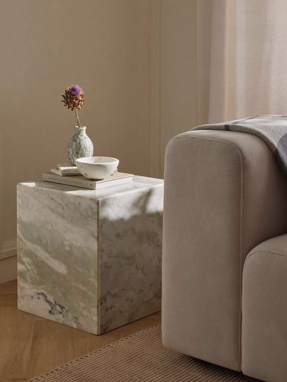Zieleń inspirowana herbatą. Matcha interior podbija aranżacje wnętrz